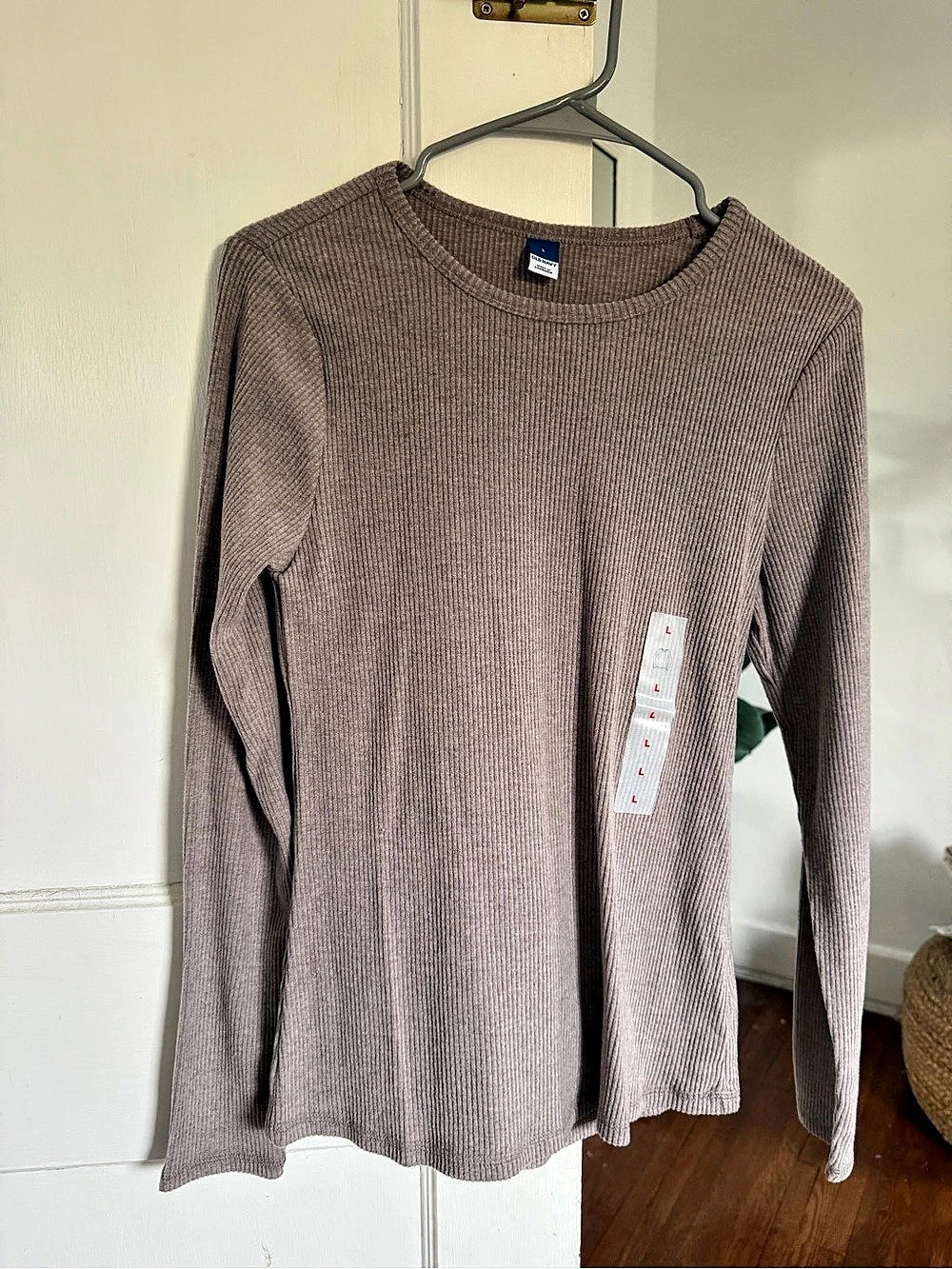 Old Navy Long-Sleeve Ribbed Shirt NWT